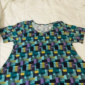 Lularoe plus size perfect tee